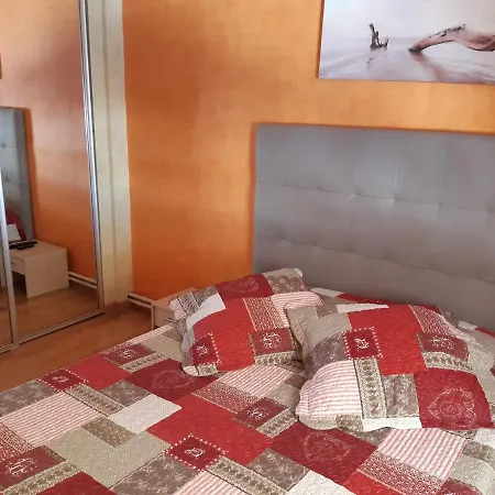 Apartment Gite Les Glycines